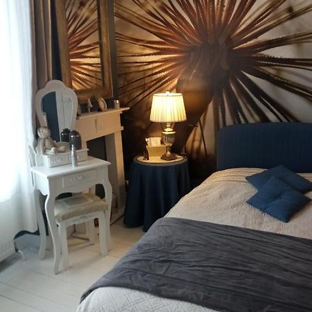 Chambre Bounty, B&B, Cuisine Privee, Lit Queen Size, Terrasse, Parking, Garage Olliergues Exterior photo