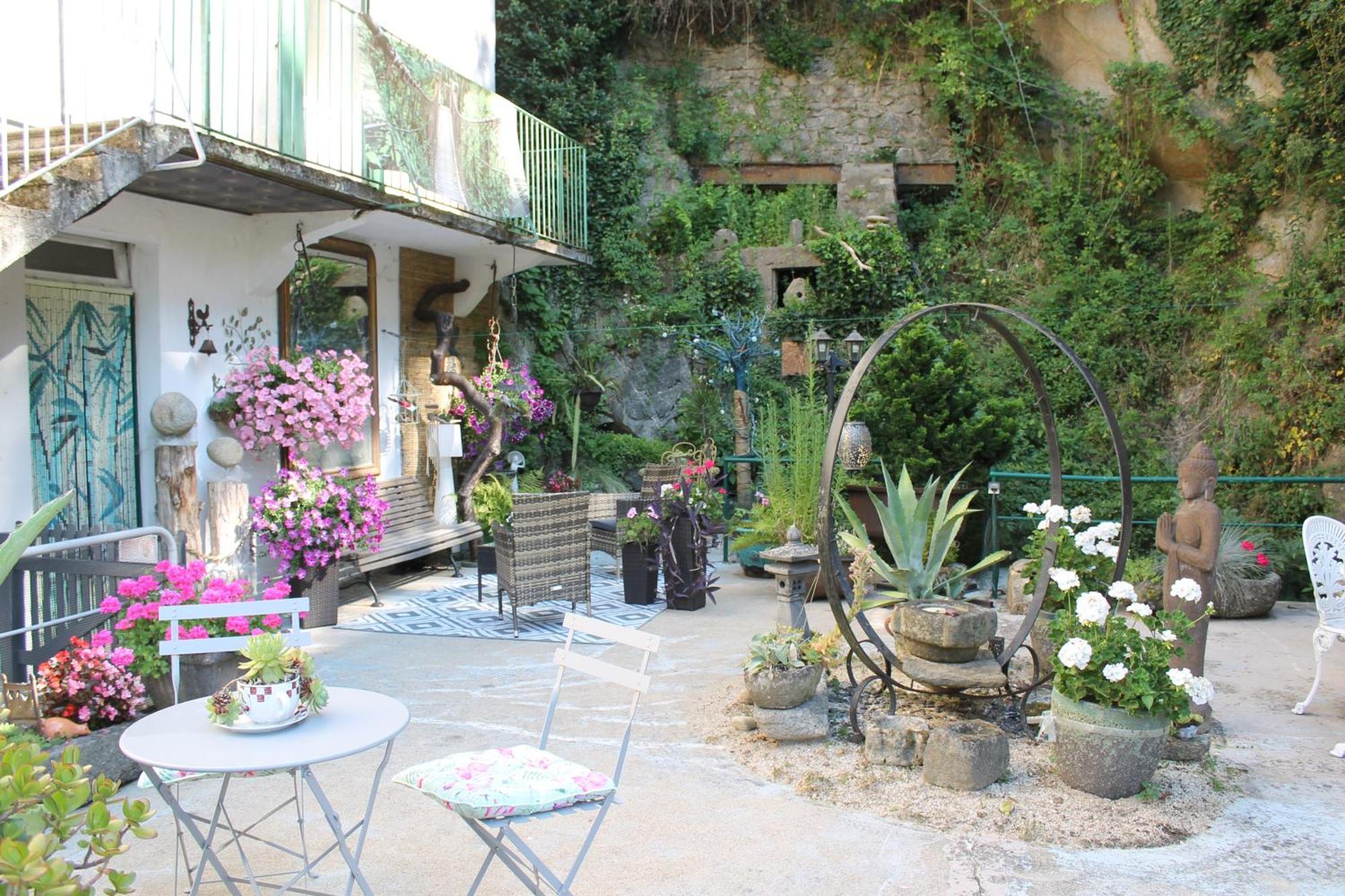 Chambre Bounty, B&B, Cuisine Privee, Lit Queen Size, Terrasse, Parking, Garage Olliergues Exterior photo