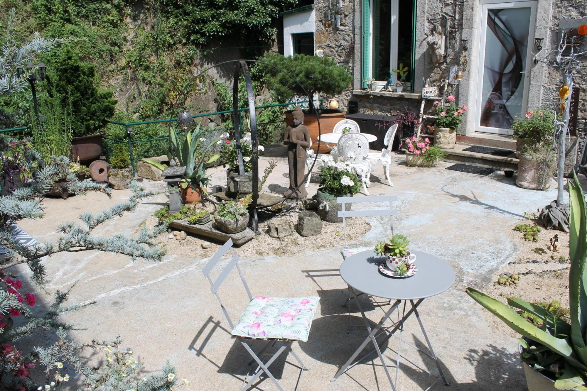Chambre Bounty, B&B, Cuisine Privee, Lit Queen Size, Terrasse, Parking, Garage Olliergues Exterior photo