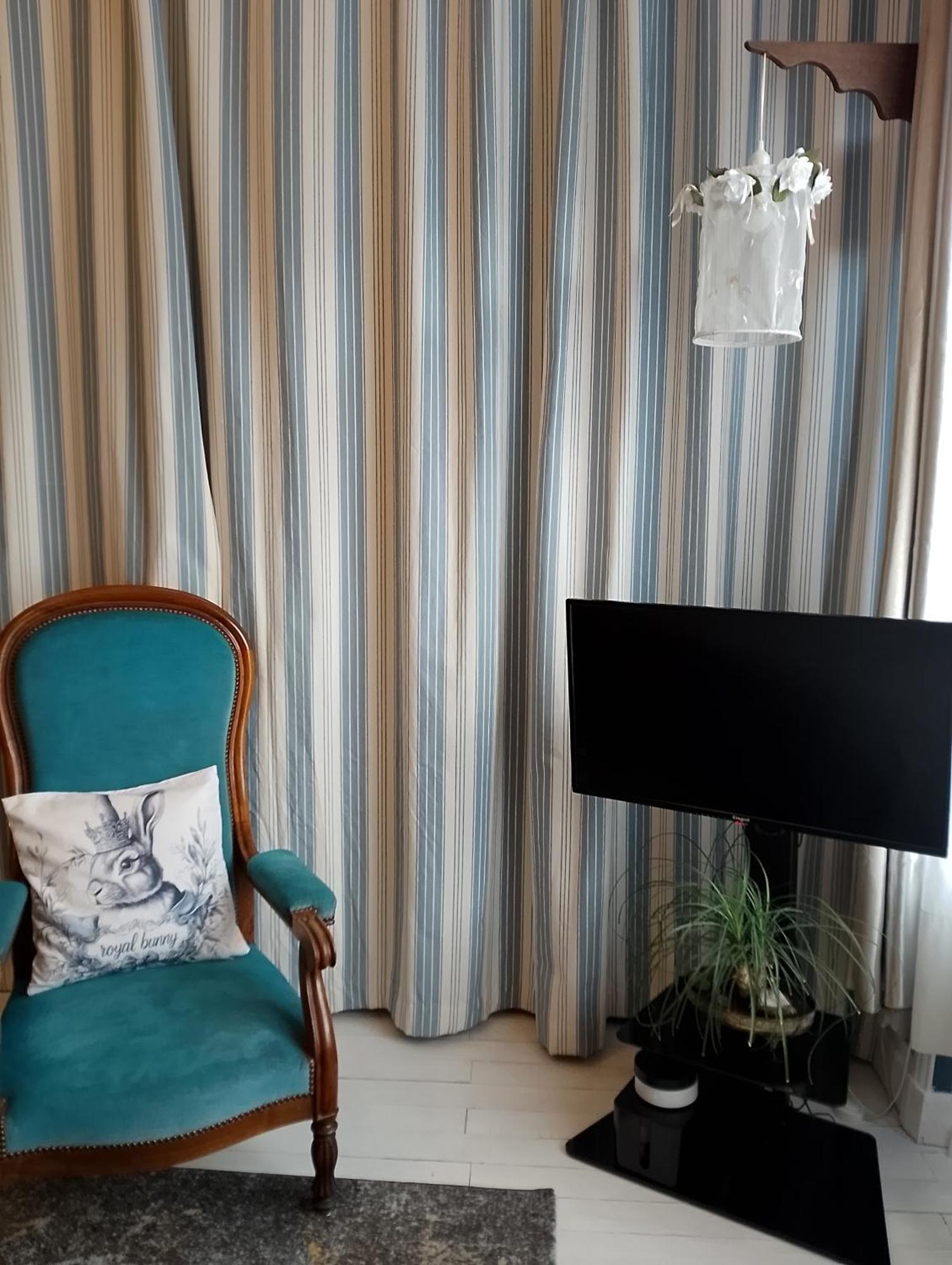 Chambre Bounty, B&B, Cuisine Privee, Lit Queen Size, Terrasse, Parking, Garage Olliergues Exterior photo